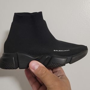 Balentiaga rnnrs black